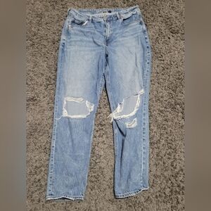 Ametican Eagle Distressed Mom Jeans